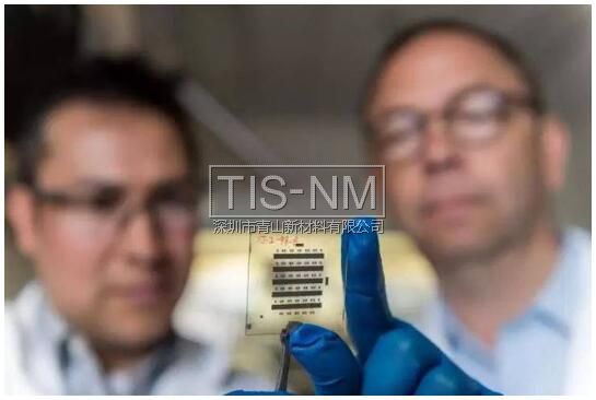 含氟聚合物層和兩種金屬氧化物材料制成的納米疊層 含氟聚合物層和兩種金屬氧化物材料制成的納米疊層